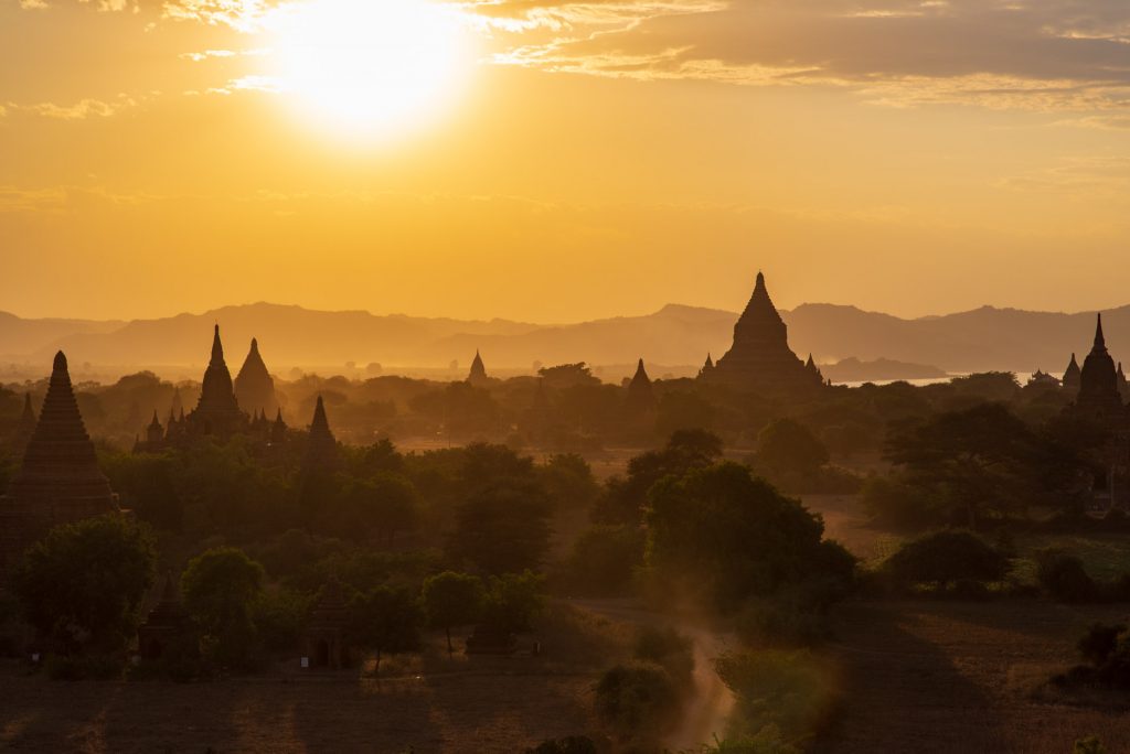 sunset bagan myanmar