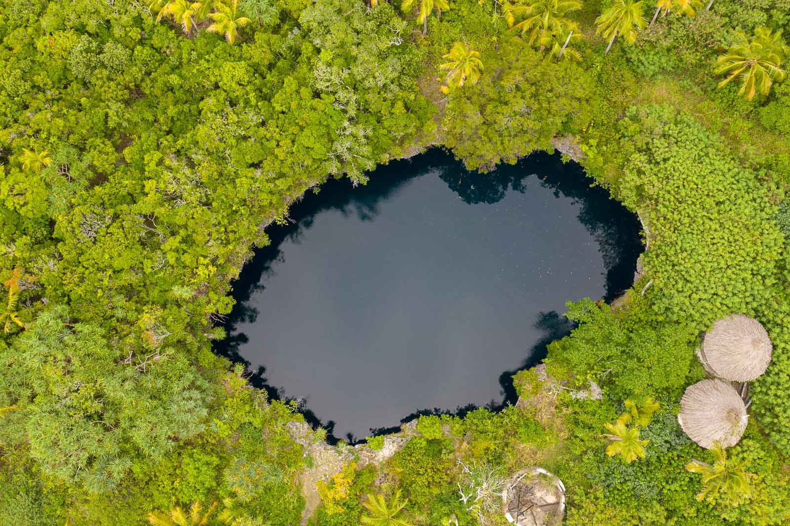 trou d'hanawa ouvéa